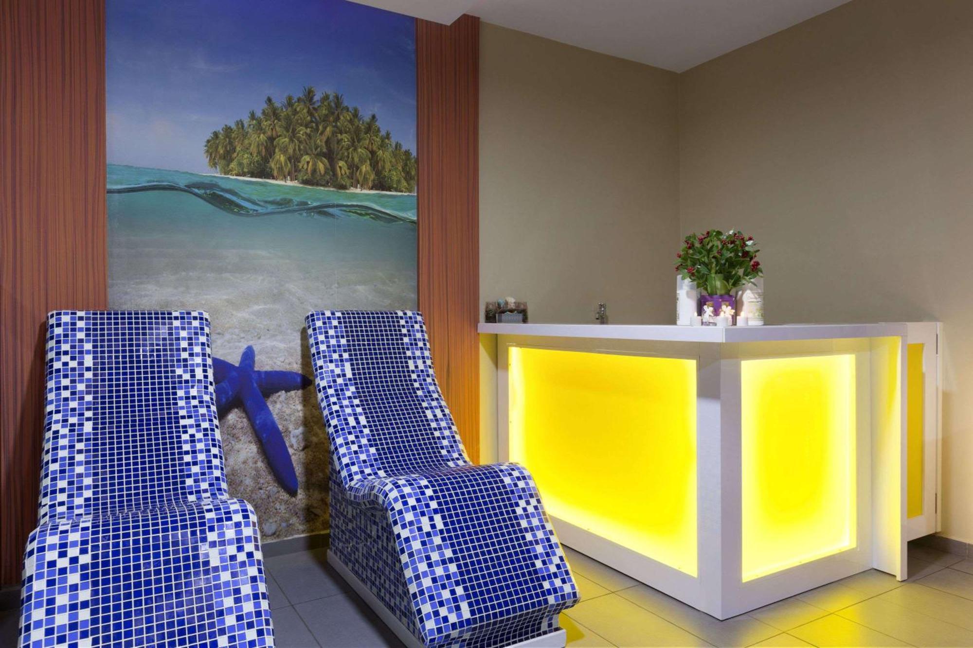 Ramada By Wyndham Istanbul Florya — Photos 1